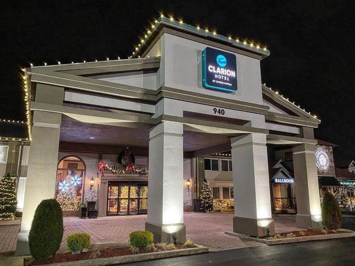 Clarion Hotel Seekonk - Providence Εξωτερικό φωτογραφία