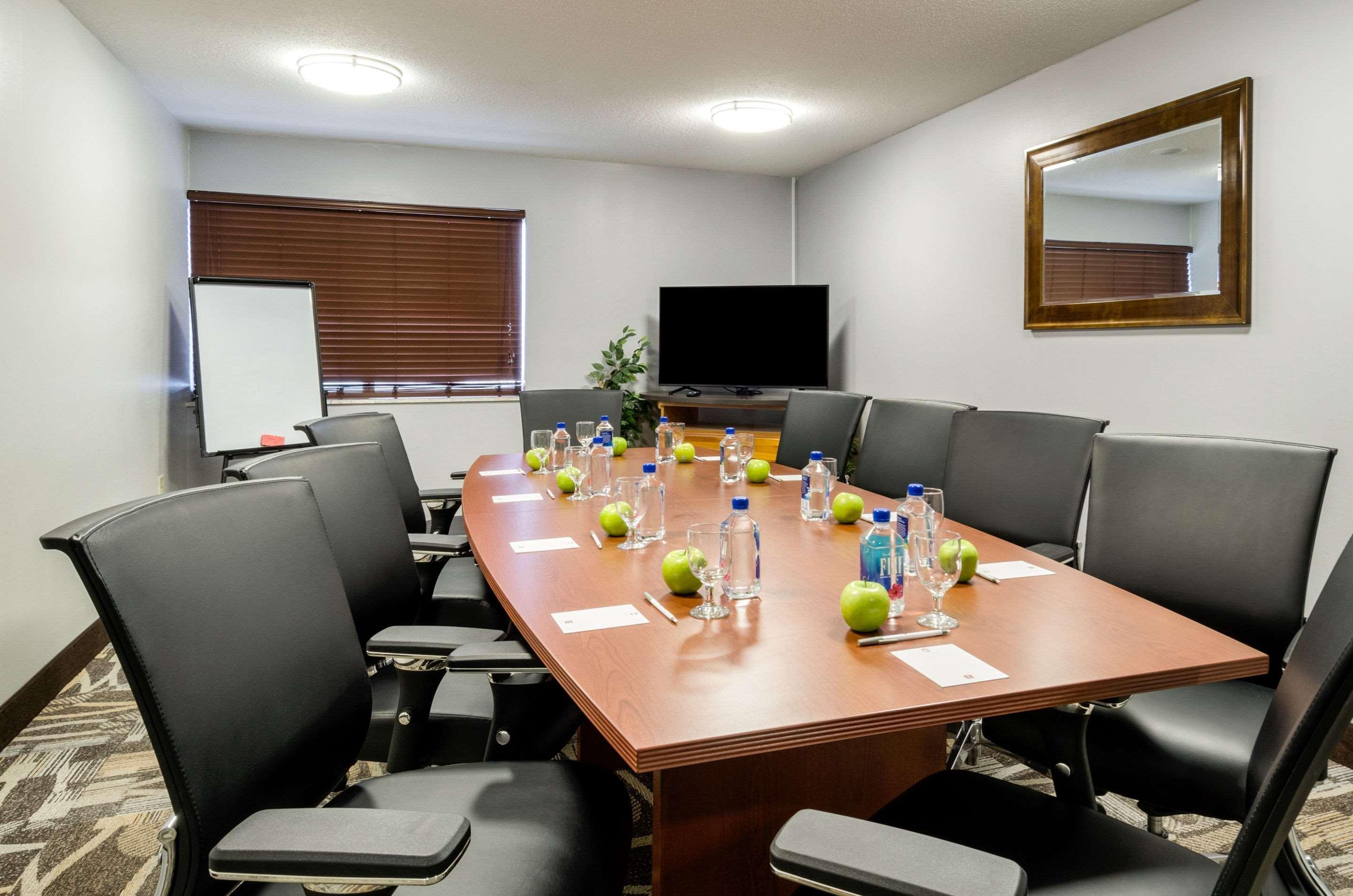 Clarion Hotel Seekonk - Providence Εξωτερικό φωτογραφία