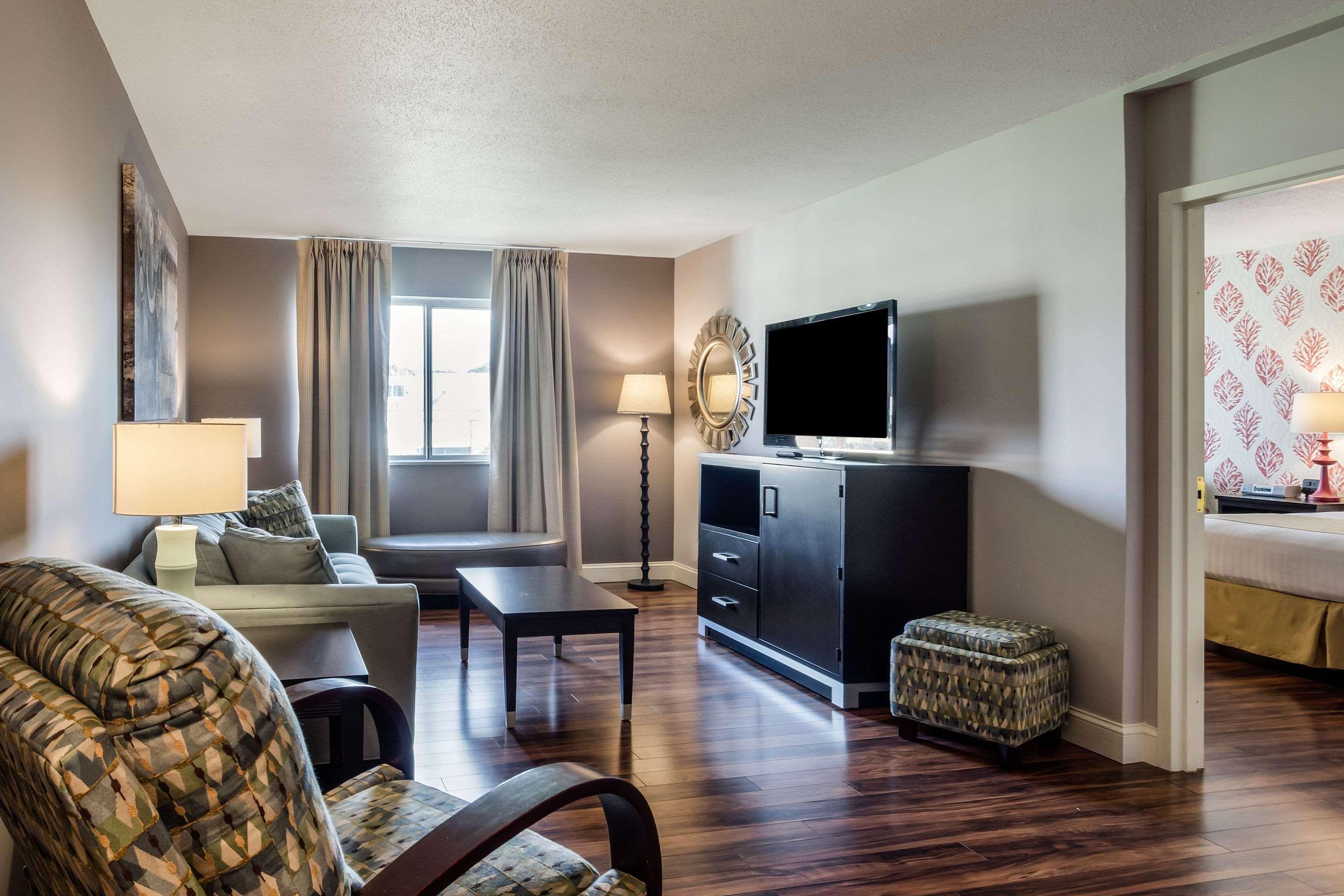 Clarion Hotel Seekonk - Providence Εξωτερικό φωτογραφία